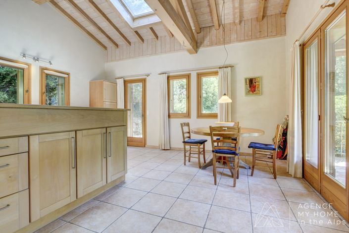 Image No.25-4 Bed Property for sale
