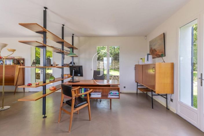 Image No.7-4 Bed House for sale