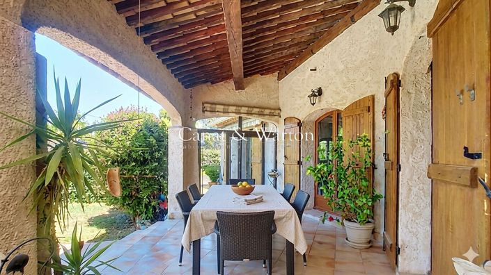 Image No.8-4 Bed House for sale