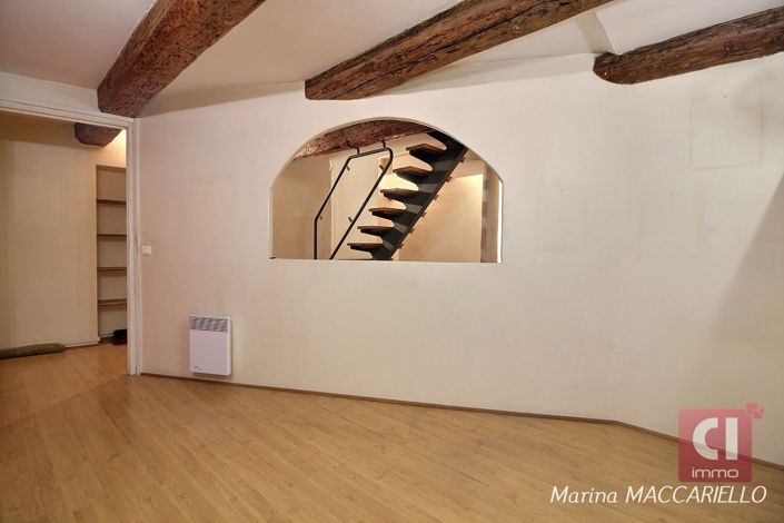 Image No.11-3 Bed Apartment for sale