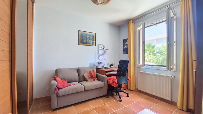 Image No.11-4 Bed House for sale