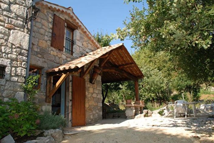 Image No.10-16 Bed House for sale