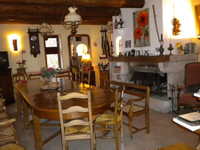 Image No.22-16 Bed House for sale