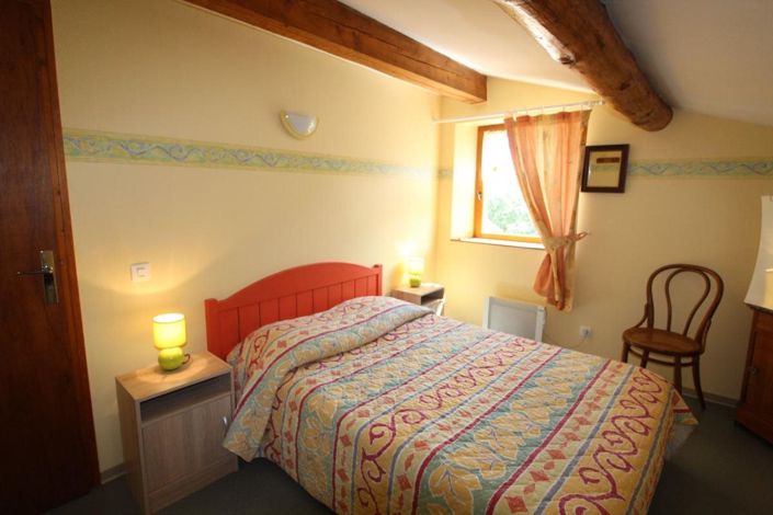 Image No.28-16 Bed House for sale