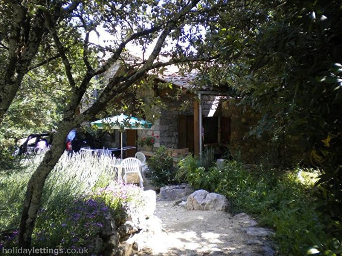 Image No.9-16 Bed House for sale