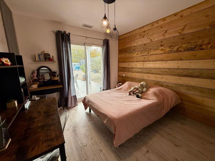 Image No.7-4 Bed House for sale