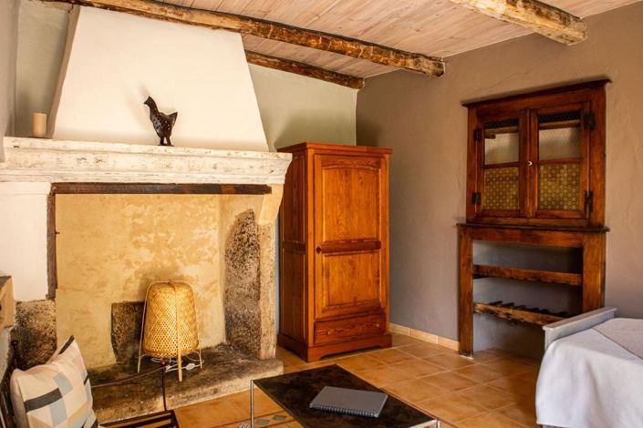 Image No.20-7 Bed House for sale