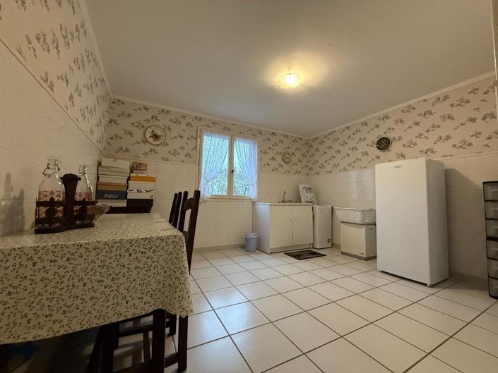 Image No.23-3 Bed House for sale