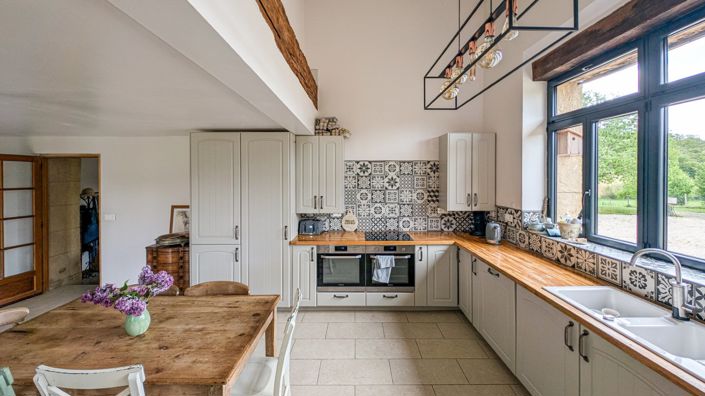 Image No.13-6 Bed House for sale