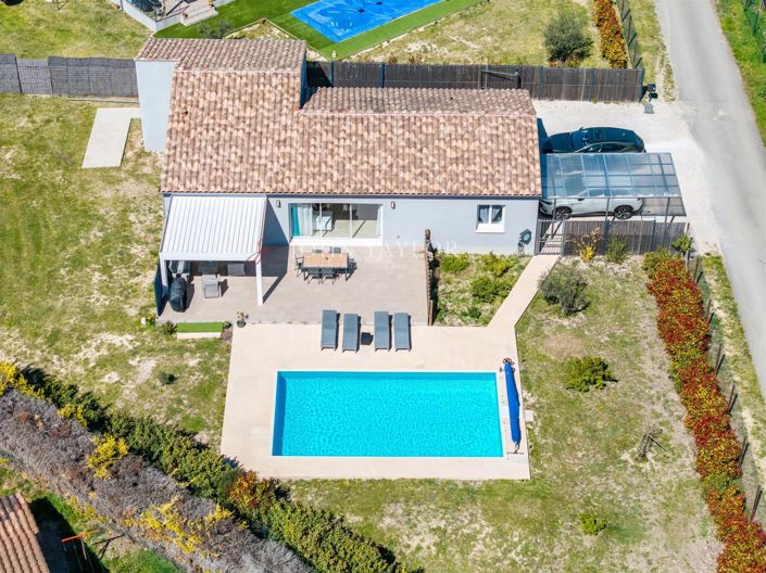 Image No.4-2 Bed House for sale