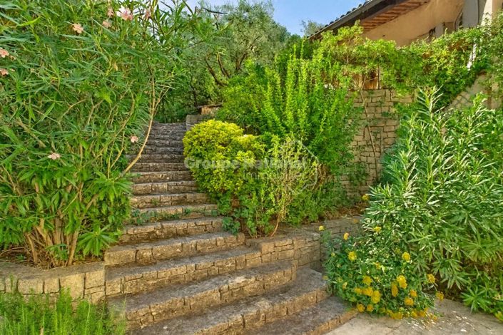 Image No.2-5 Bed House for sale