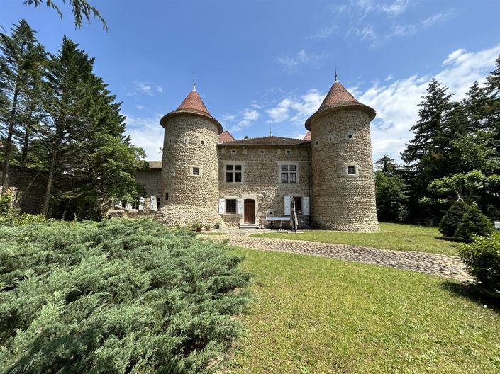 Image No.3-3 Bed Property for sale