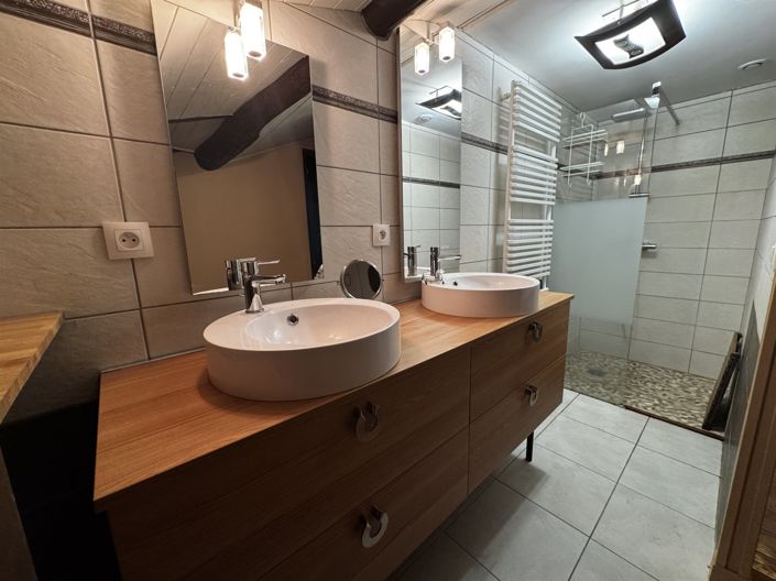 Image No.14-3 Bed House for sale