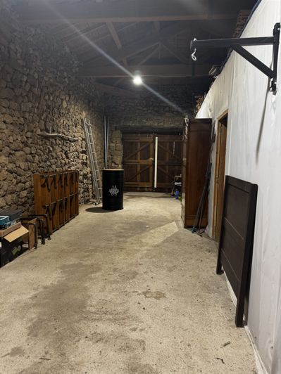 Image No.17-3 Bed House for sale