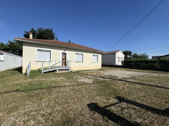 Image No.3-3 Bed House for sale