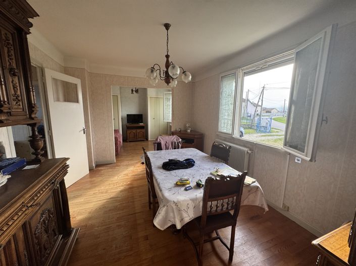 Image No.7-3 Bed House for sale