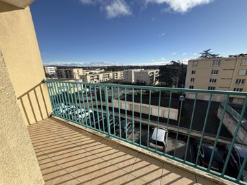 1 - Annonay, Apartment