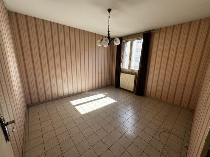 Image No.6-Appartement de 2 chambres à vendre à Annonay