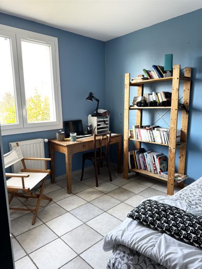 Image No.10-3 Bed House for sale