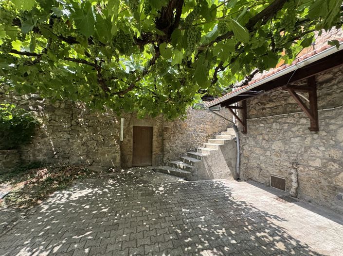 Image No.3-4 Bed House for sale