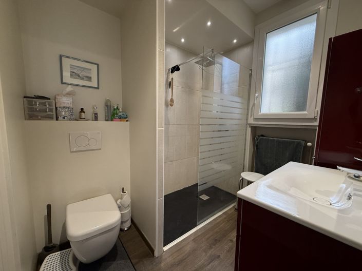 Image No.11-4 Bed House for sale