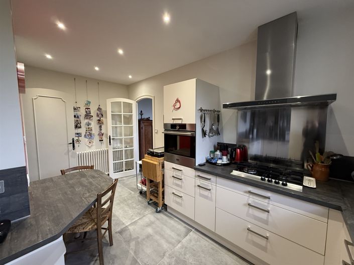 Image No.5-4 Bed House for sale