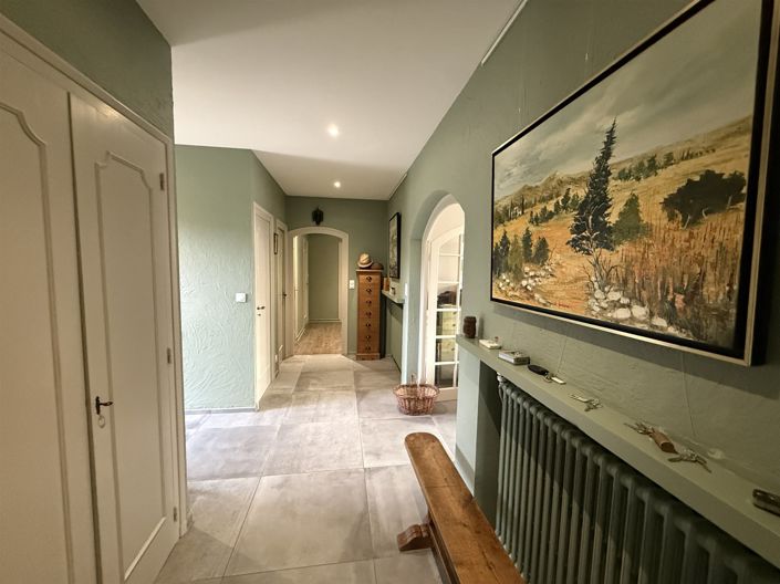 Image No.7-4 Bed House for sale