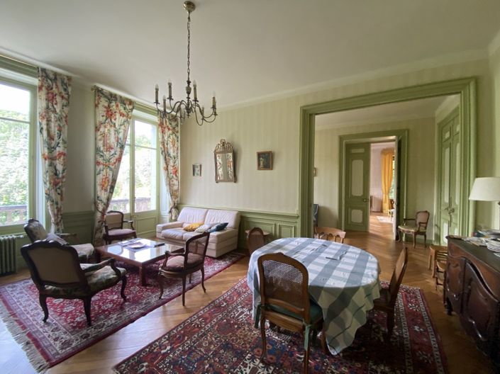 Image No.6-11 Bed House for sale