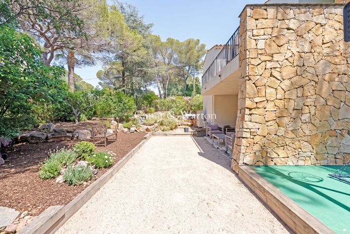 Image No.16-4 Bed House for sale