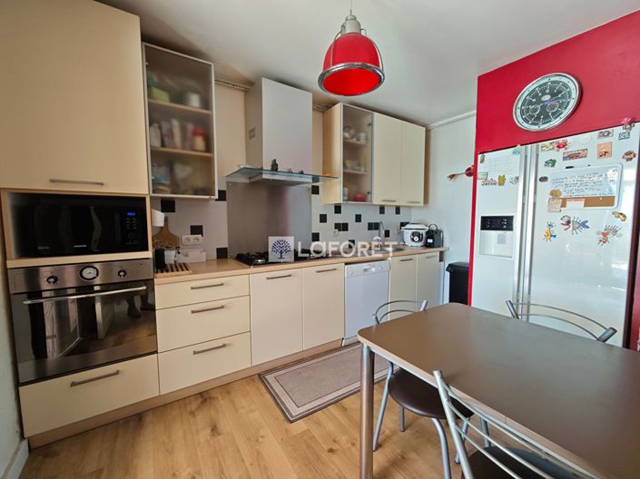 Image No.5-3 Bed House for sale