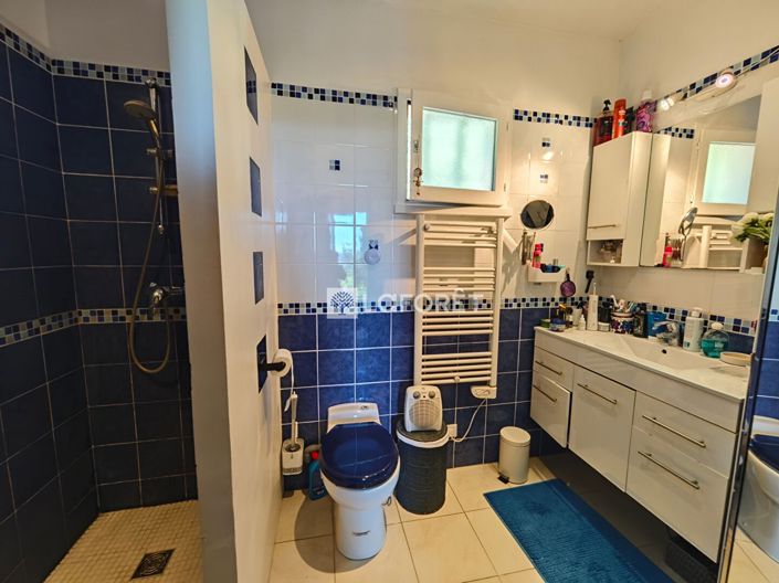 Image No.7-3 Bed House for sale