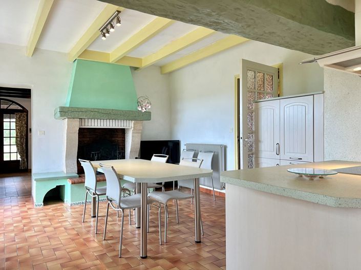 Image No.7-4 Bed House for sale