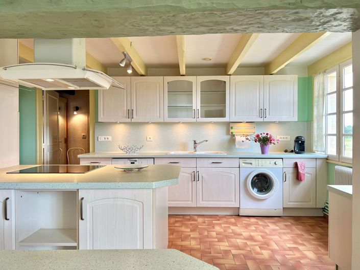 Image No.9-4 Bed House for sale