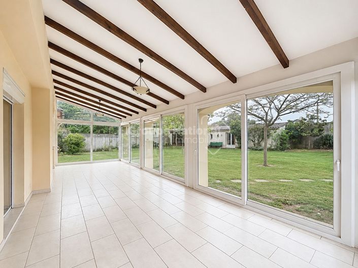 Image No.16-6 Bed House for sale