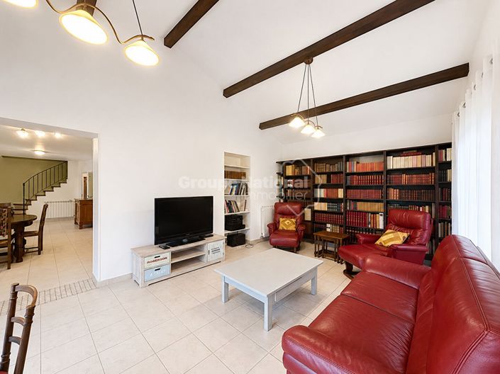 Image No.6-6 Bed House for sale