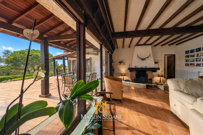 Image No.12-4 Bed House for sale
