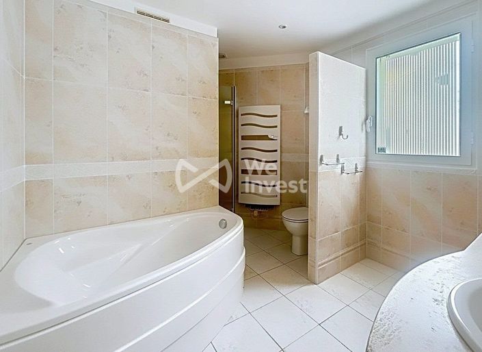 Image No.13-5 Bed House for sale