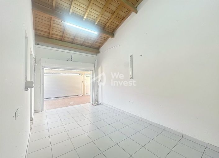 Image No.17-5 Bed House for sale