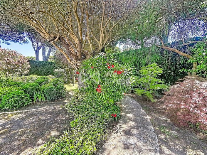 Image No.2-5 Bed House for sale