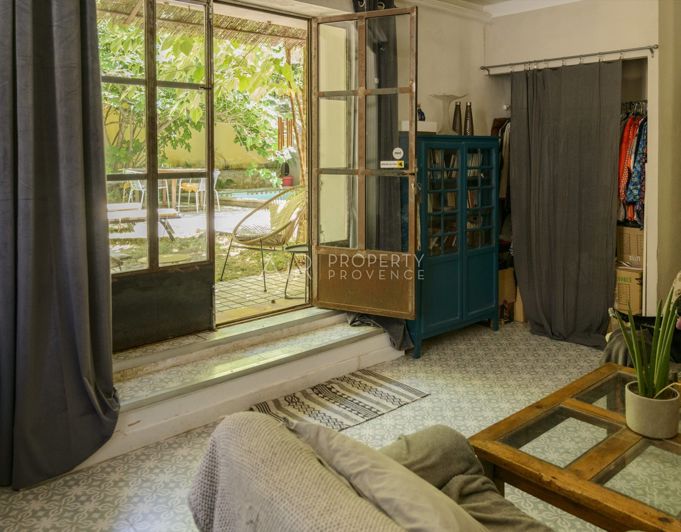 Image No.11-6 Bed House for sale