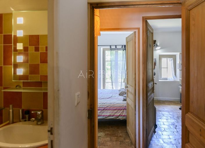 Image No.29-6 Bed House for sale