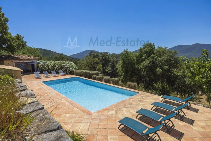 Image No.25-7 Bed House for sale