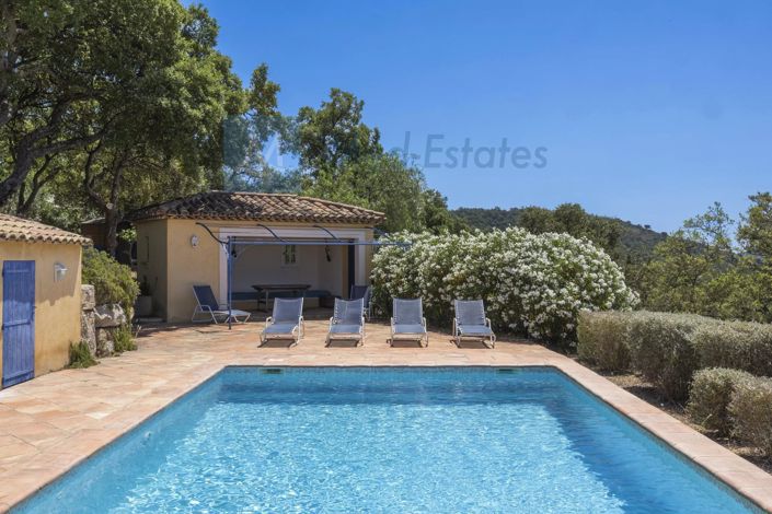 Image No.26-7 Bed House for sale