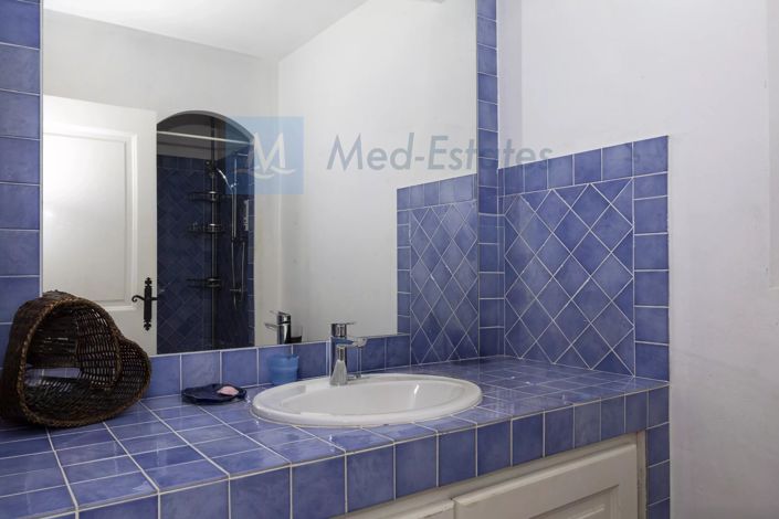 Image No.34-7 Bed House for sale