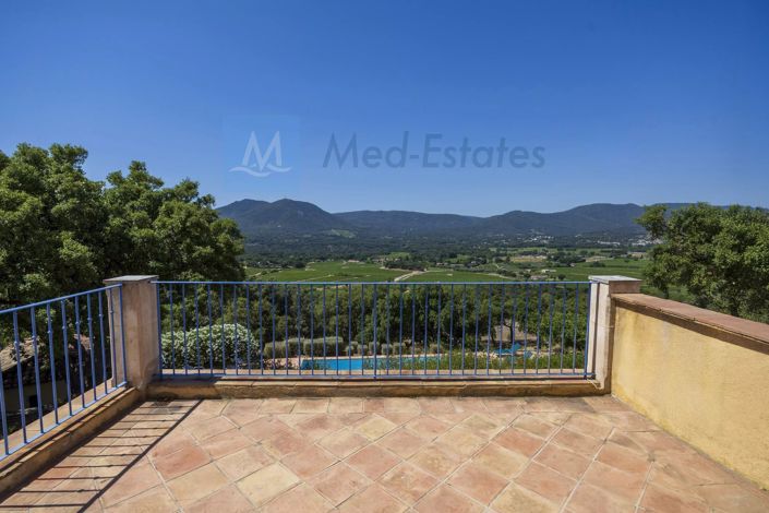 Image No.38-7 Bed House for sale
