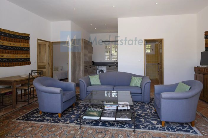 Image No.43-7 Bed House for sale