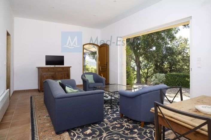 Image No.45-7 Bed House for sale