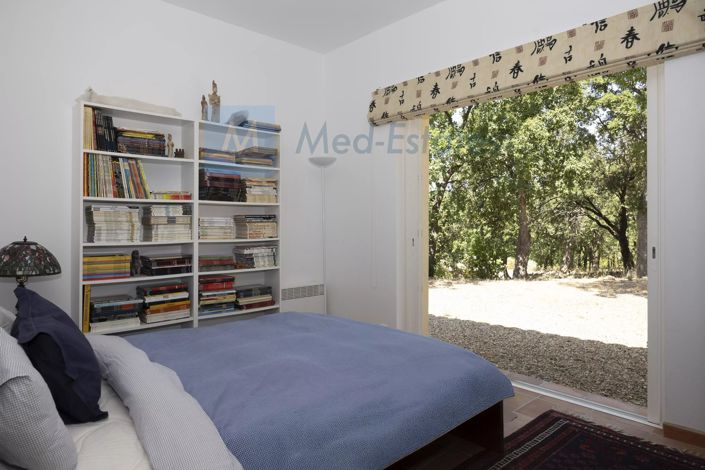 Image No.48-7 Bed House for sale