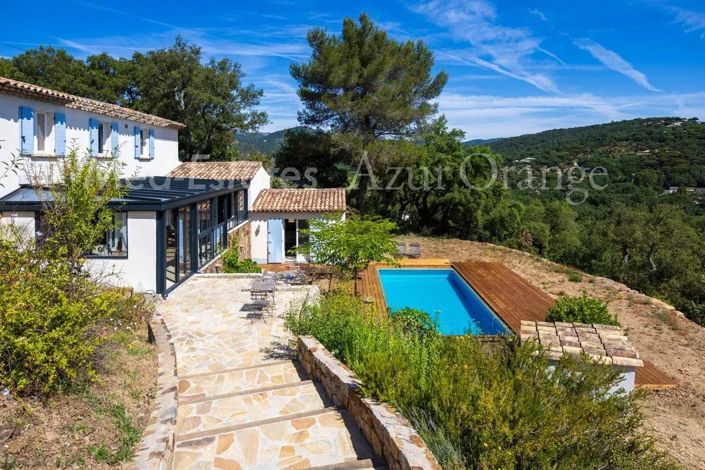 Image No.21-4 Bed House for sale
