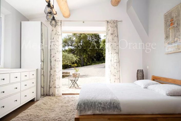 Image No.28-4 Bed House for sale
